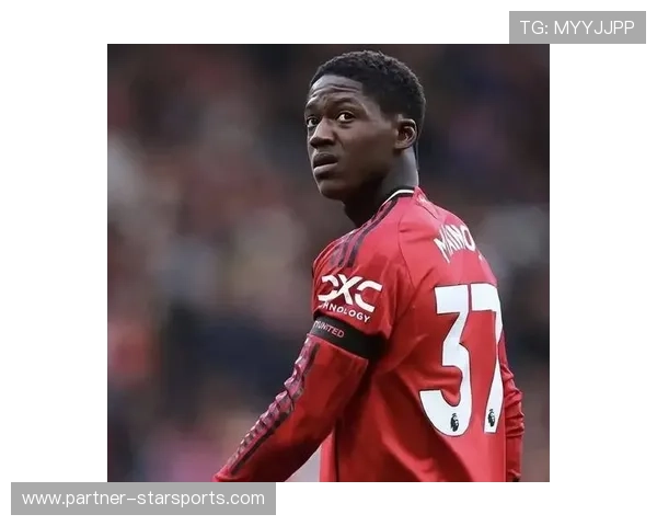 曼联俱乐部宣布新赛季战略调整 加强青训体系与引援力度 曼联俱乐部宣布新赛季战略调整 加强青训体系与引援力度