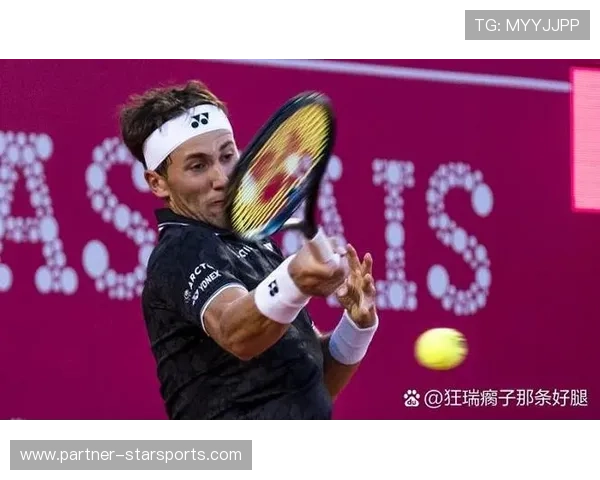 世界网坛焦点赛事连番上演新生代强势崛起老将坚守荣耀引发热议再