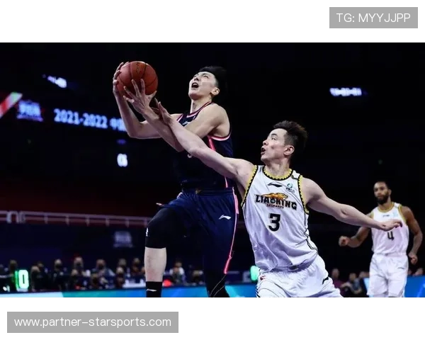 中国篮球联赛季后赛激战正酣 多支强队争夺冠军宝座